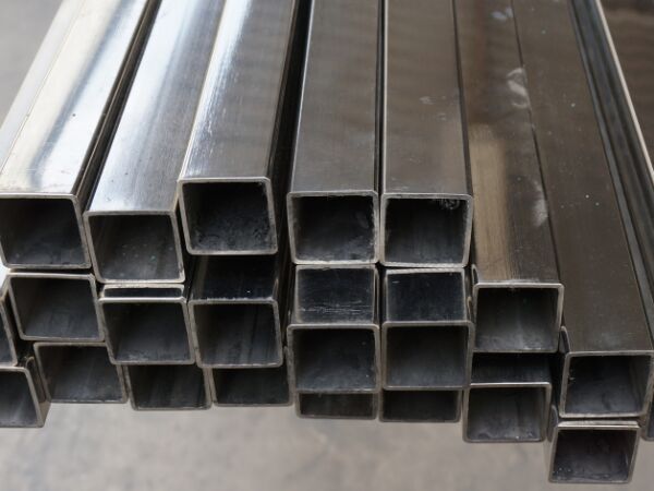 Rectangular tube
