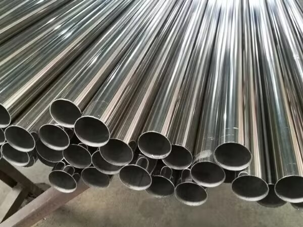 Stainless steel pipes