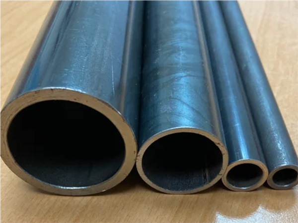 Carbon steel pipe