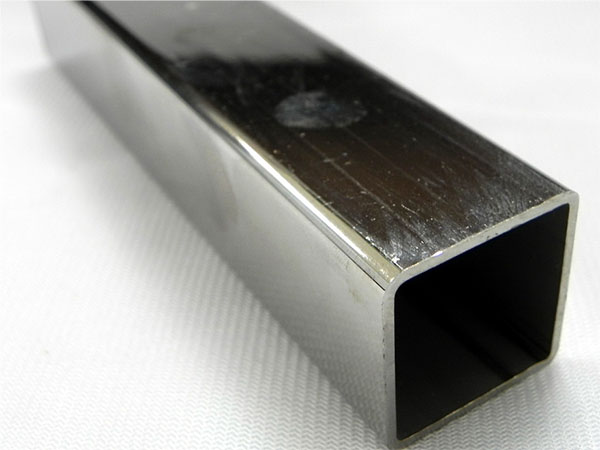 Square pipe