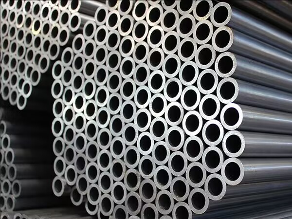 Seamless steel pipe