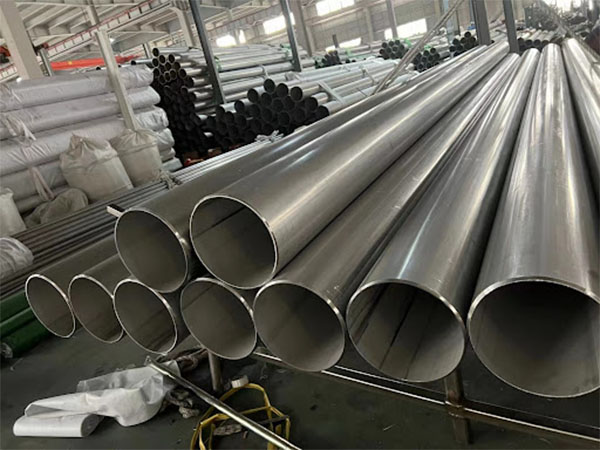 Stainless steel pipes