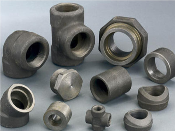 Forged carbon steel pipe fittings