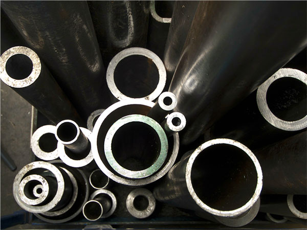 Carbon steel round pipes