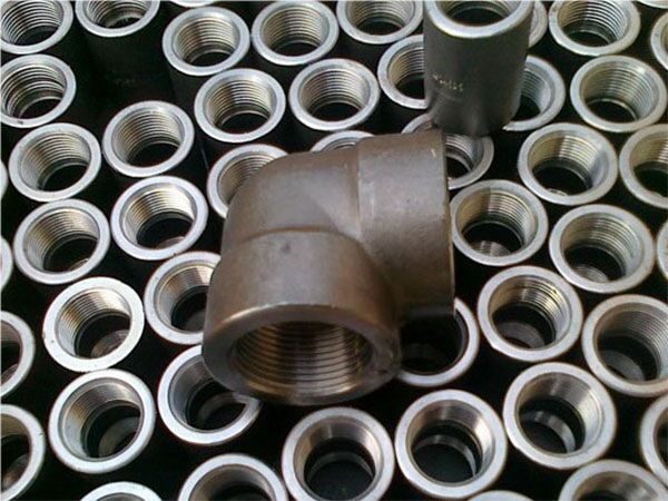 Carbon steel socket welded pipe fittings