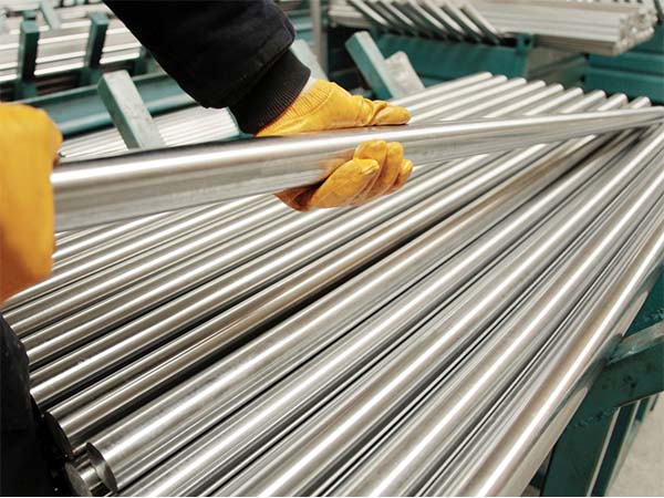 Stainless steel pipe