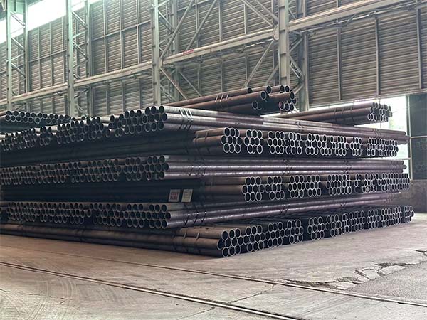 carbon steel seamless pipes