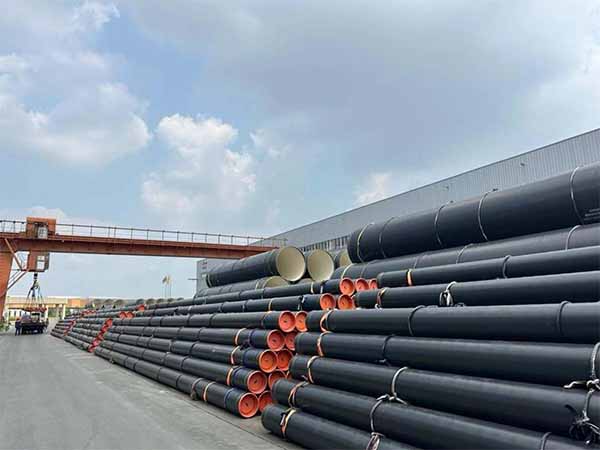 Welded steel pipe