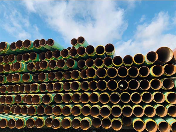 Oil casing pipe