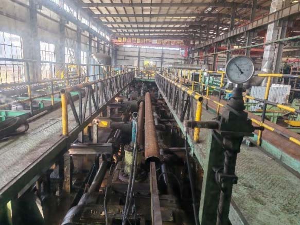 SMLS Hydrostatic Testing